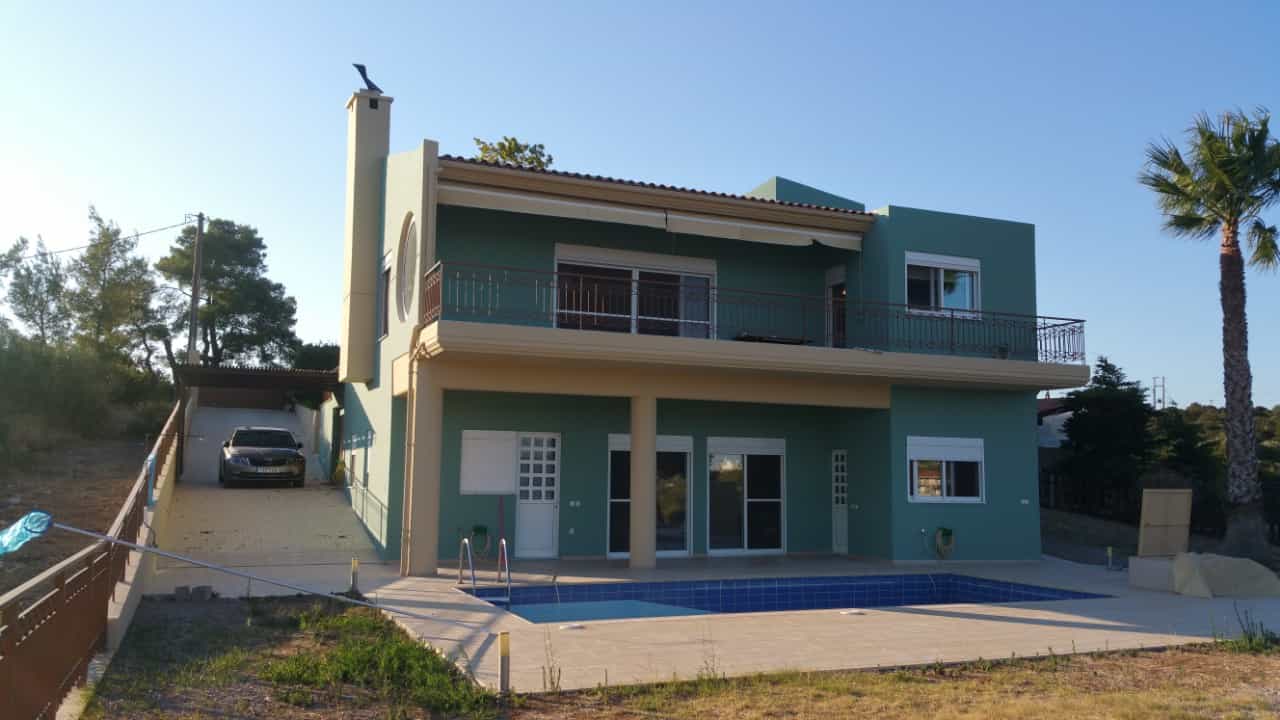 House in Theologos,  11511480