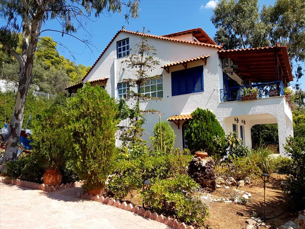 بيت في Korfos,  11511677