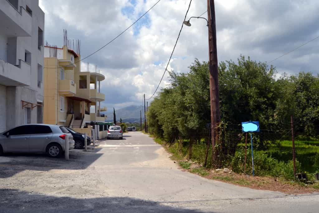 Land in Agioi Theodoroi, Kriti 11511716
