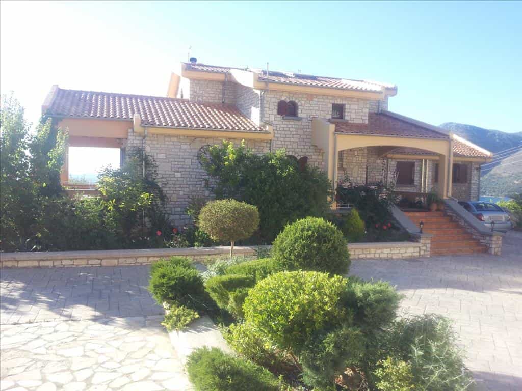 Hus i Plataria, Ipeiros 11512006