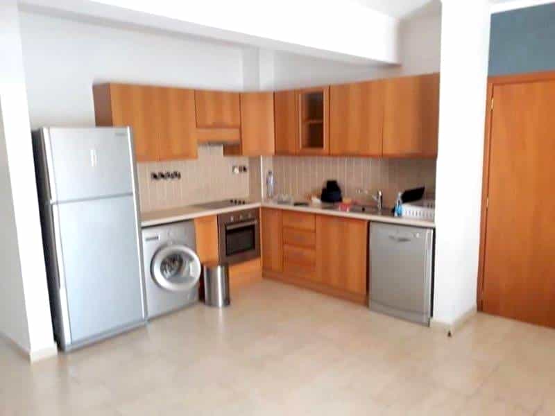 Condominium in Larnaca, Larnaca 11512130