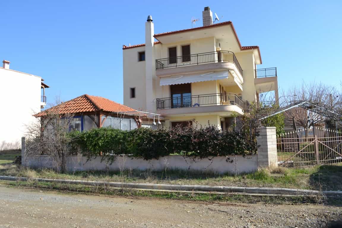 House in Nea Flogita, Kentriki Makedonia 11512177
