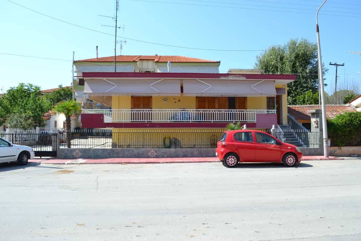 Huis in Nea Flogita, Kentriki Makedonia 11512270