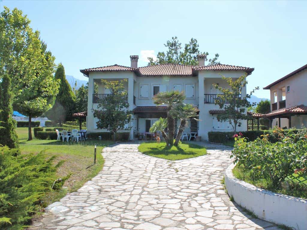 жилой дом в Leptokarya, Kentriki Makedonia 11512318