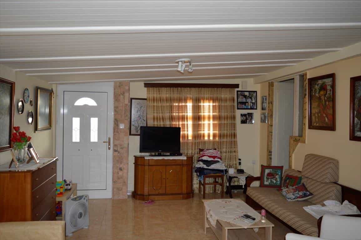 casa en Loutráki, Peloponeso 11512331