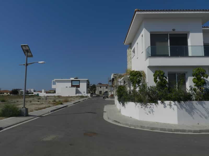House in Dromolaxia, Larnaka 11512662