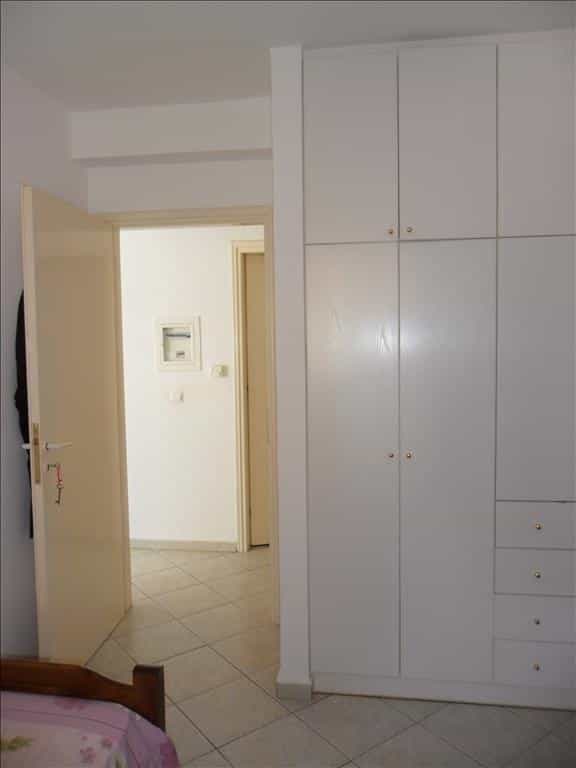 Condominium in Vrachati, Peloponnisos 11512669