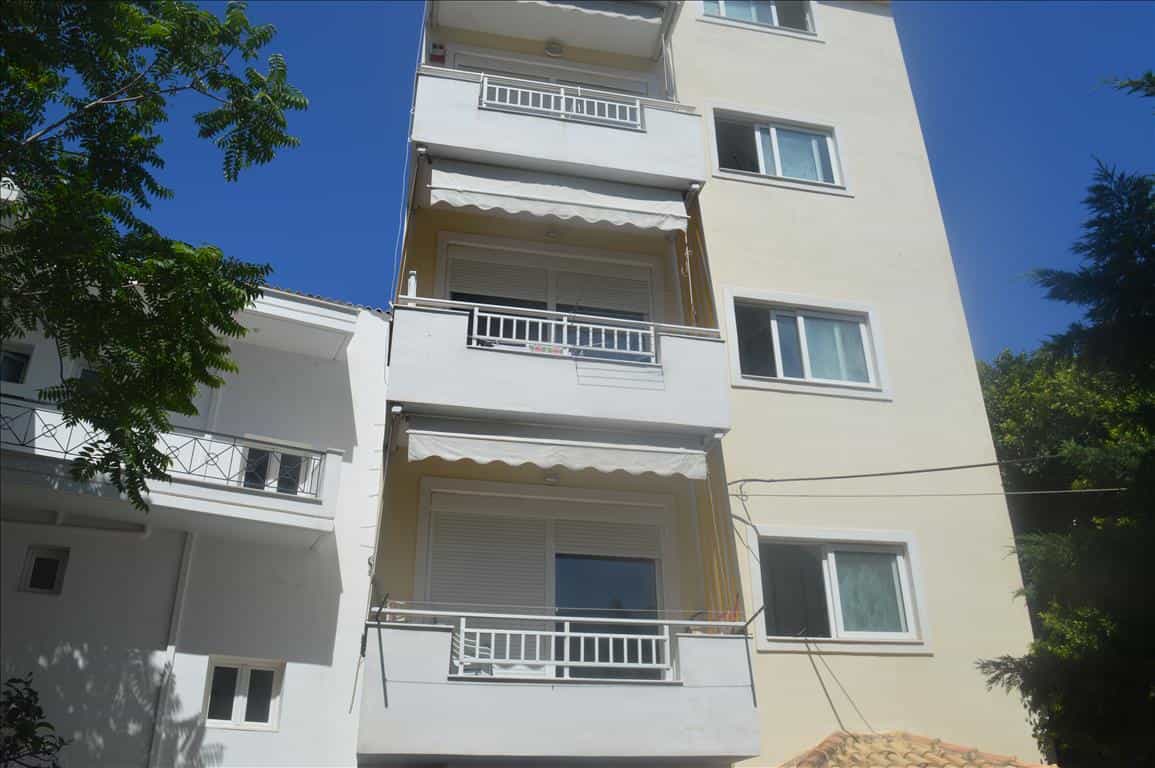 公寓 在 路特拉基, 伯羅奔尼撒半島 11512681