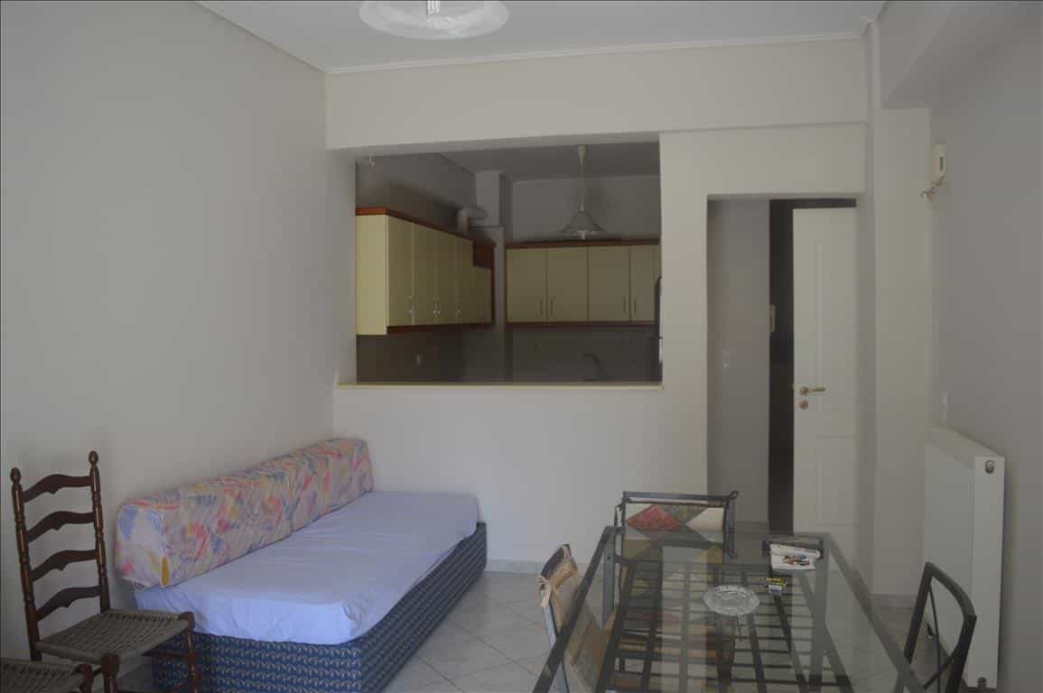 Condominium dans Loutraki, Péloponnèse 11512681