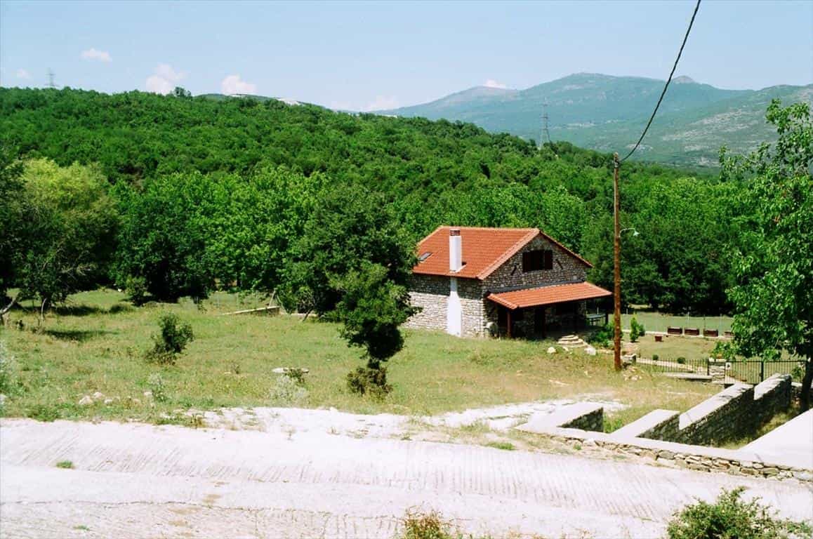жилой дом в Chrysoupoli, Anatoliki Makedonia kai Thraki 11512858