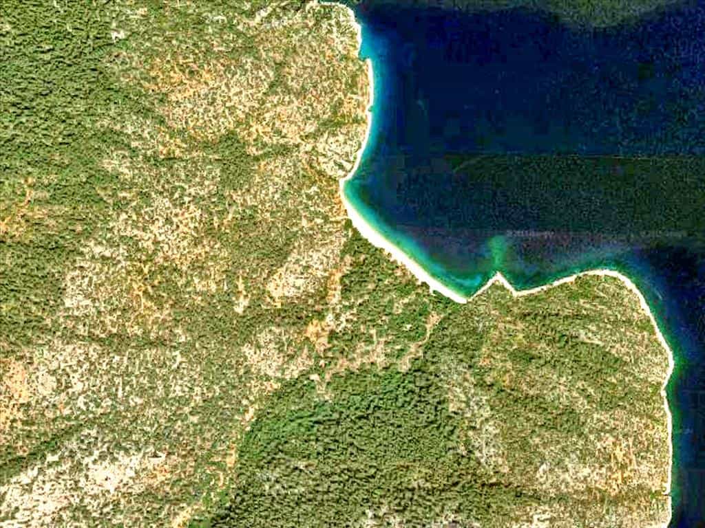 Terra no Ágios Kirykos, Vorei Aigaio 11512885