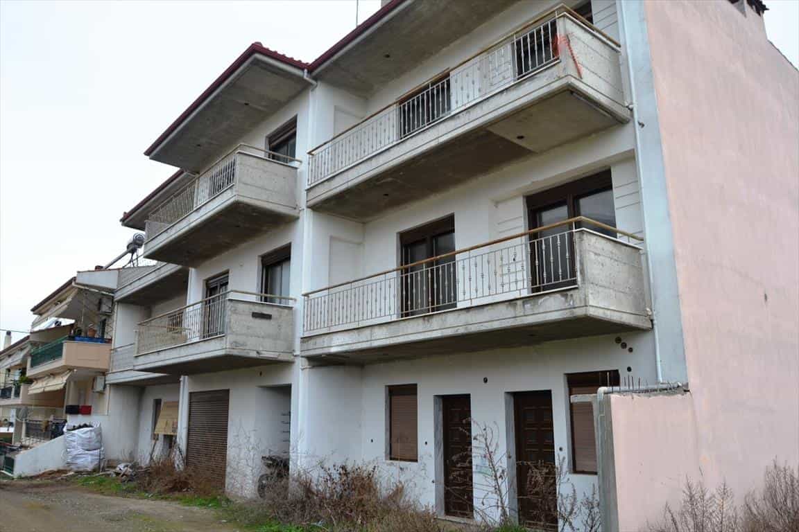 Condominio en Nea Moudania, Kentriki Makedonia 11512974