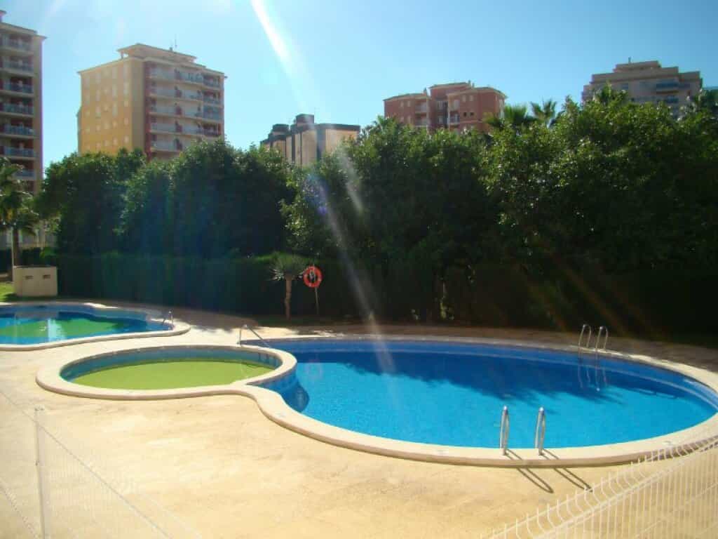 Condominium in , Región de Murcia 11513832