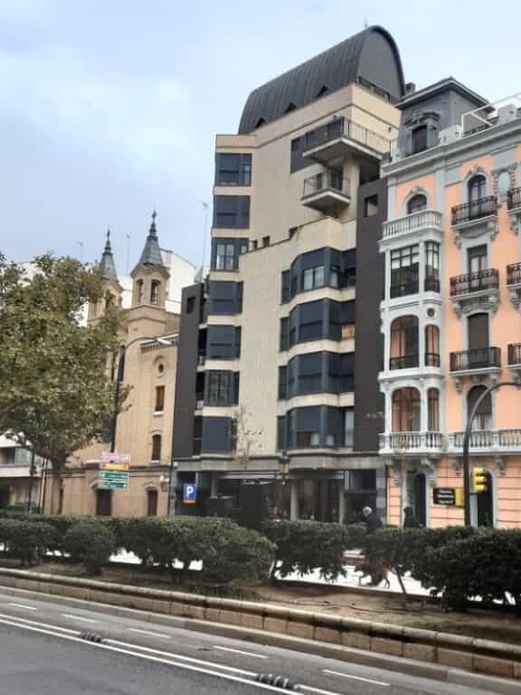 Condominium in Zaragoza, Aragon 11513854