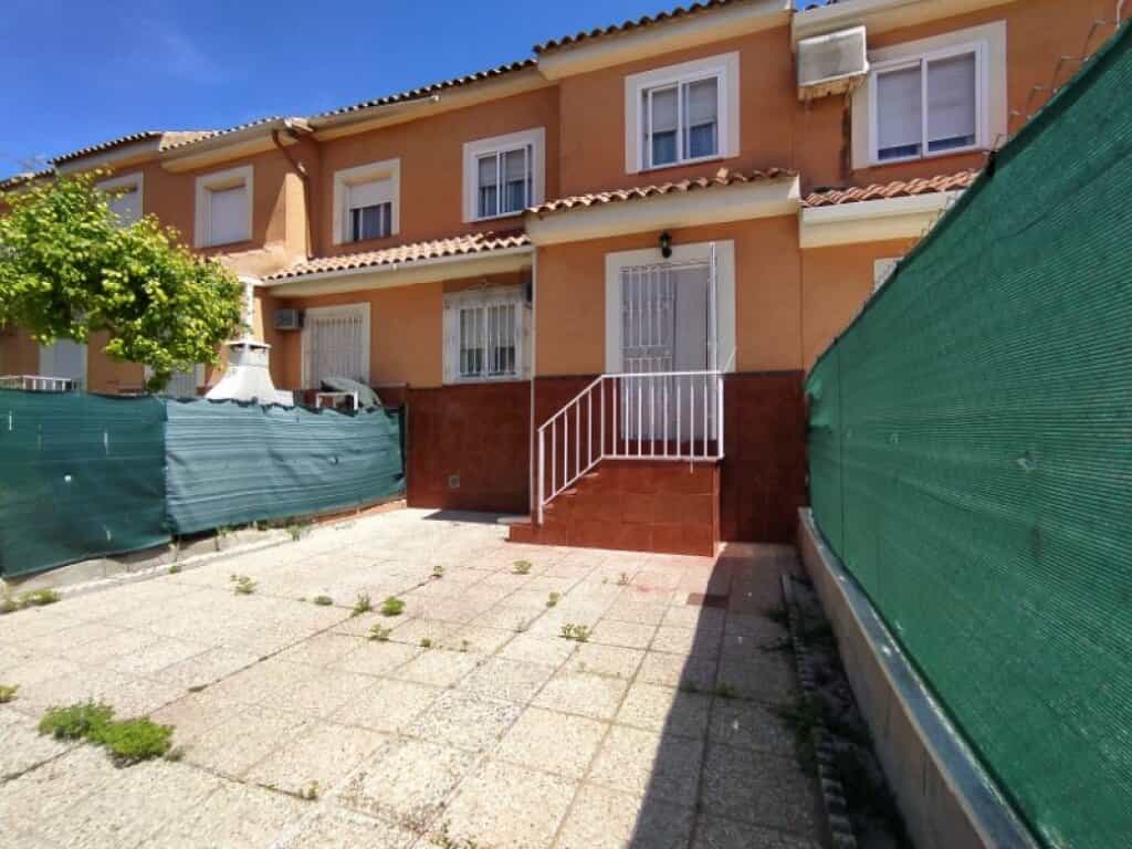 σπίτι σε Cabañas de la Sagra, Castilla-La Mancha 11513919