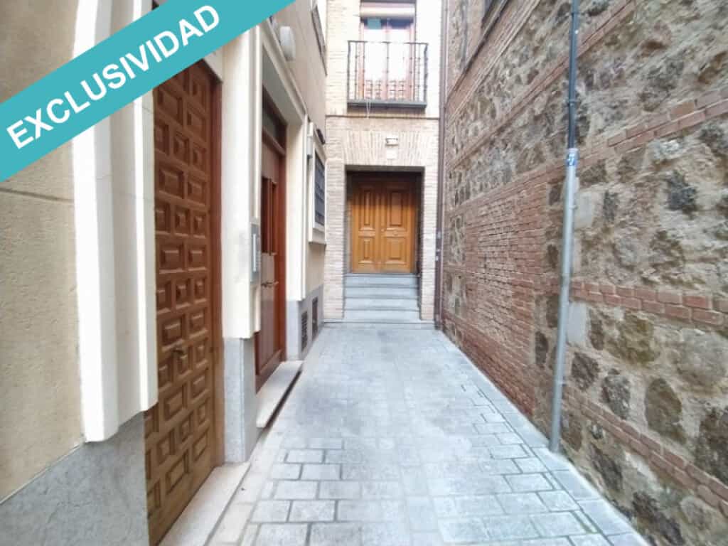 Condominium in Toledo, Castilla-La Mancha 11513921