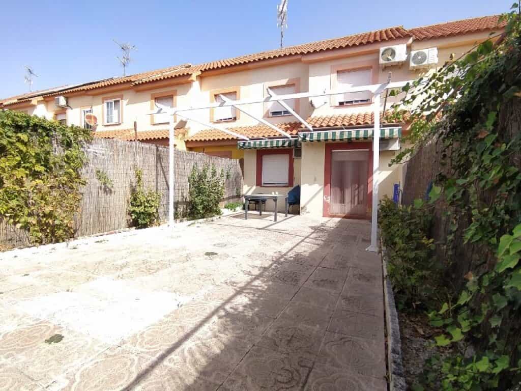 σπίτι σε Cabañas de la Sagra, Castilla-La Mancha 11513935