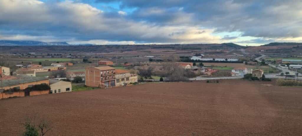 Кондоминиум в Navarrete, La Rioja 11513998