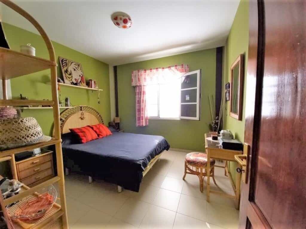 жилой дом в Playa Honda, Canarias 11514015