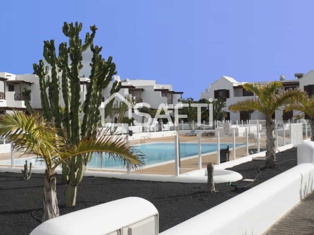 Residenziale nel Playa Blanca, Canarias 11514017