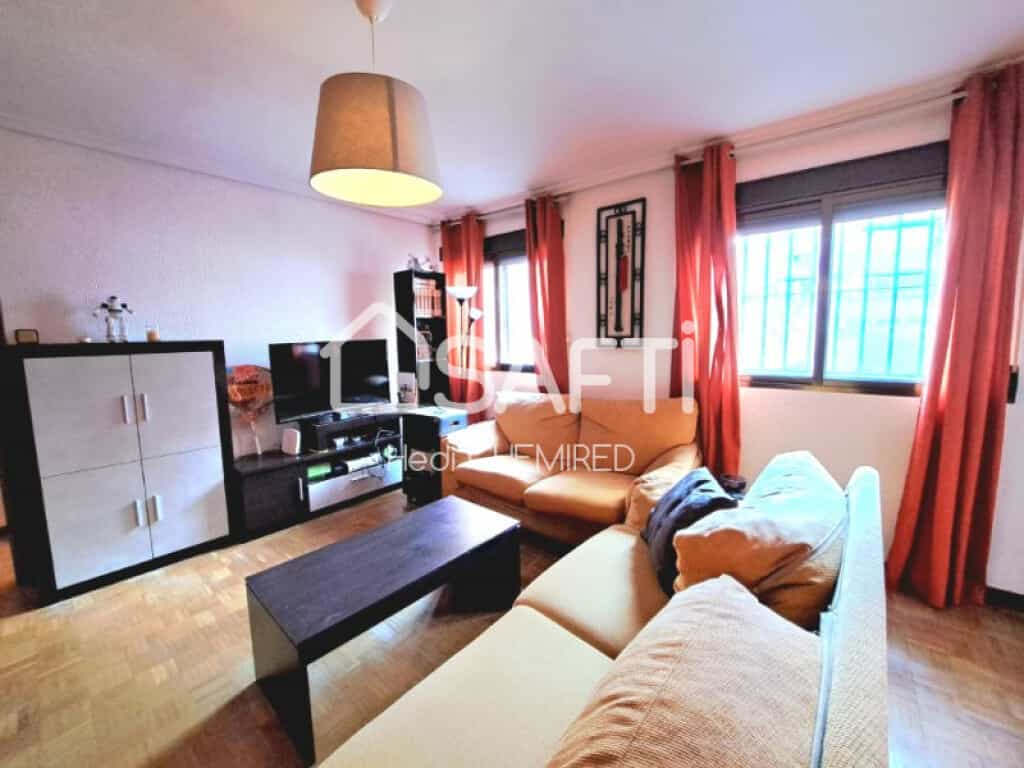 公寓 在 Madrid, Comunidad de Madrid 11514105