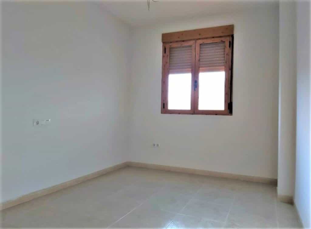Condominium in Mancha Real, Andalucía 11514239