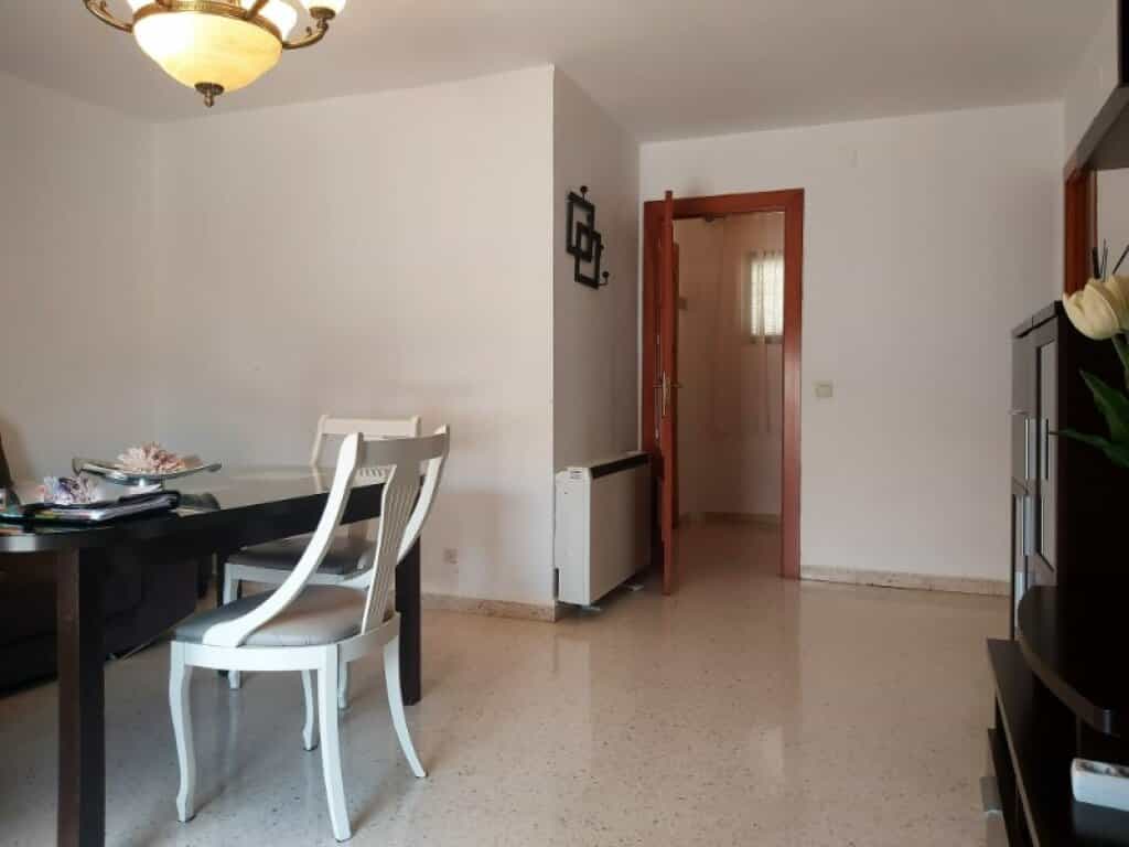 Condominium in Mancha Real, Andalusië 11514245