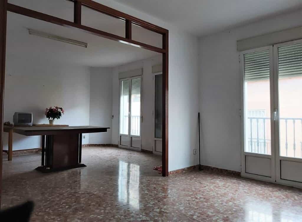 Condominium in Mancha Real, Andalusia 11514254