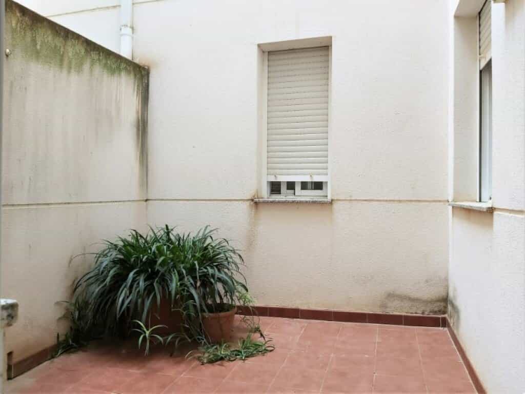 Condominium in Mancha Real, Andalucía 11514258