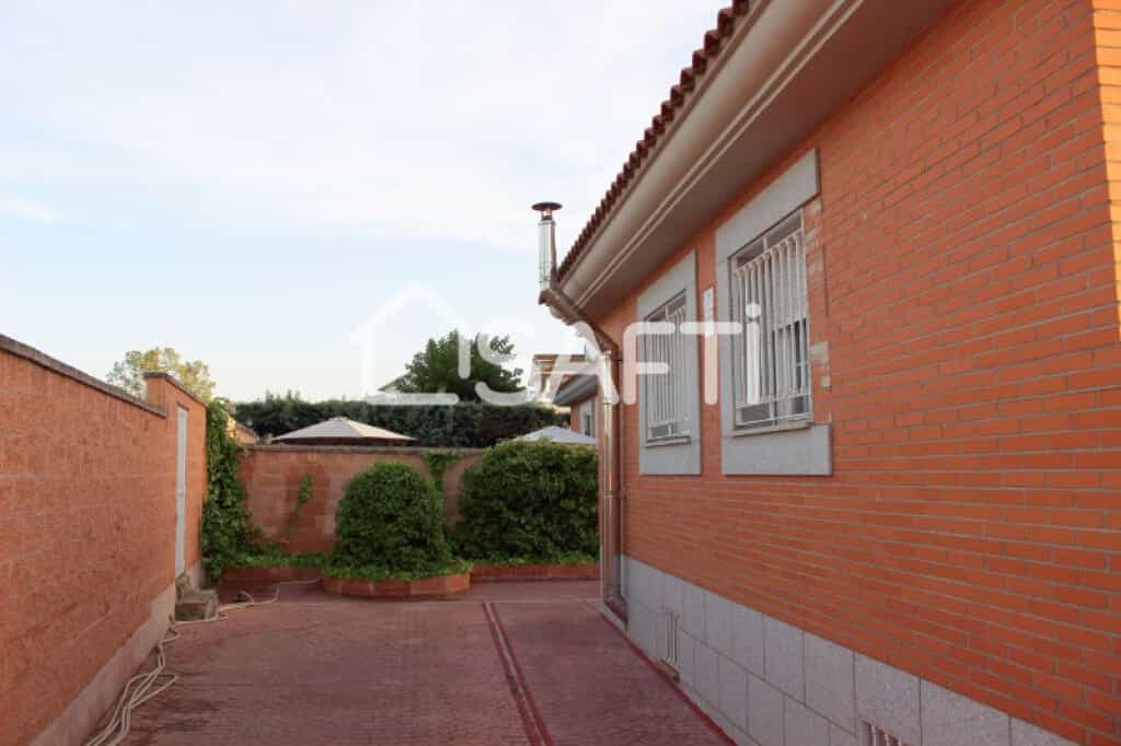 מגורים ב Venturada, Comunidad de Madrid 11514270