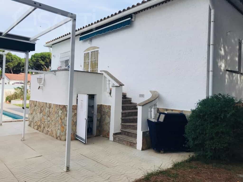 House in L'Escala, Catalunya 11514371