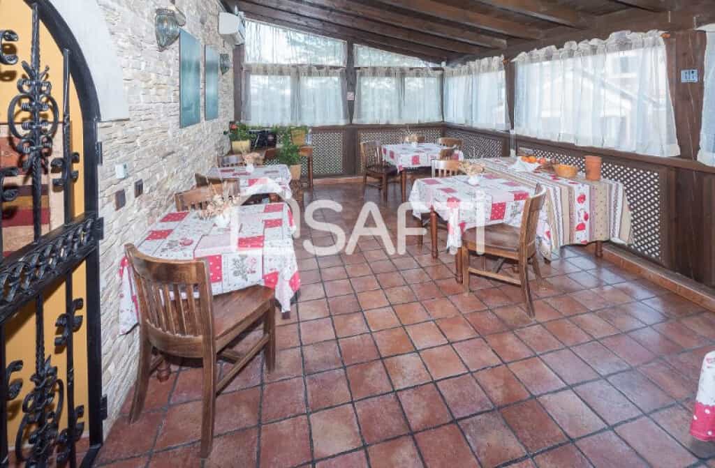 σπίτι σε Villar de Olalla, Castille-La Mancha 11514443