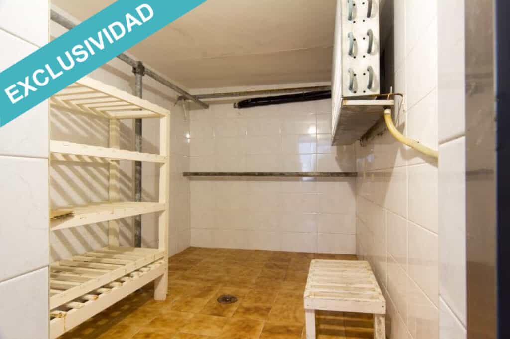 Eigentumswohnung im La Estrada, Galicia 11514456