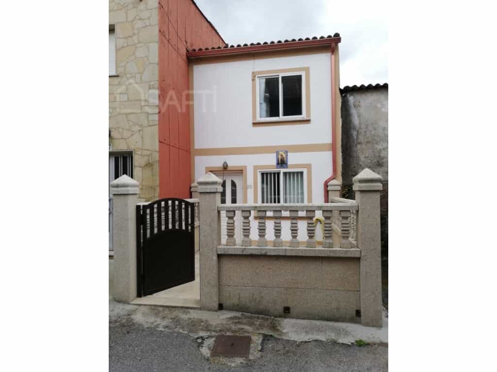 Dom w Puentecesury, Galicja 11514522