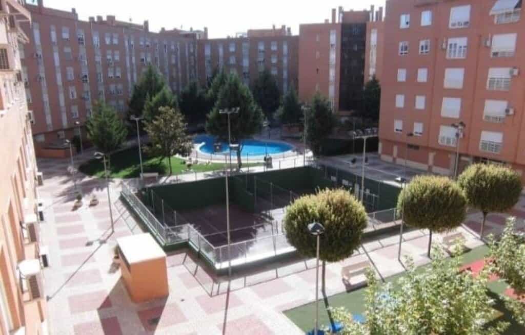 Condomínio no Ciudad Real, Castille-La Mancha 11514552