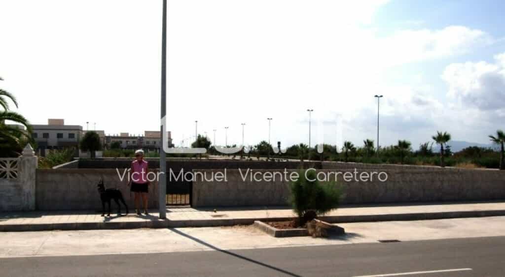 Tanah dalam Barrio-Mar, Valencia 11514642