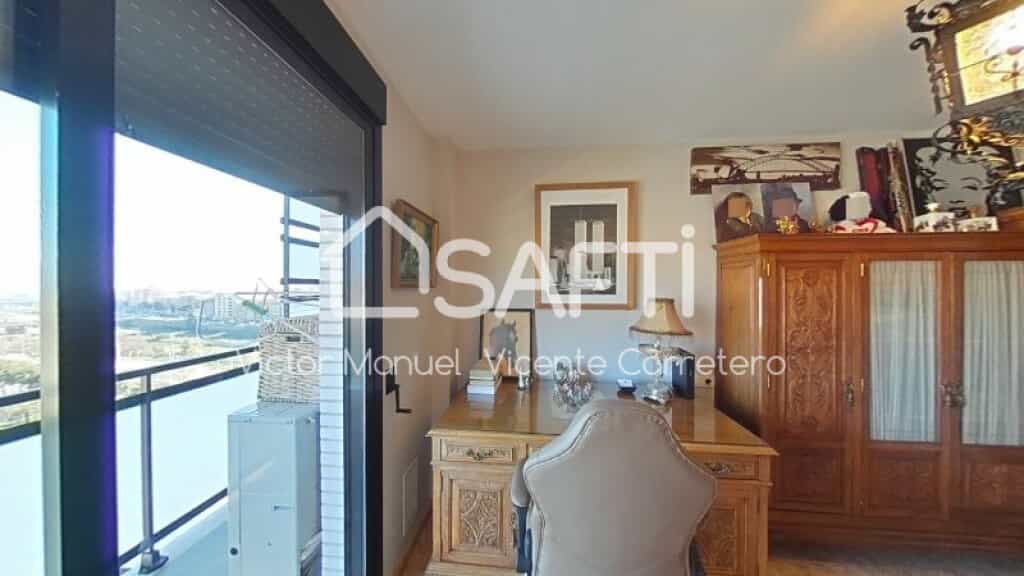 Condominium in Sagunt, Comunidad Valenciana 11514654