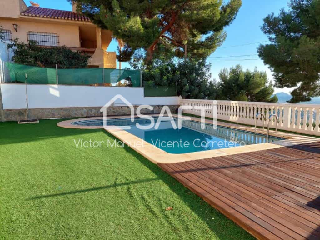 Residential in Gilet, Comunidad Valenciana 11514655