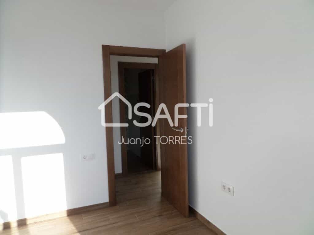 Condominium in Sagunt, Comunidad Valenciana 11514672