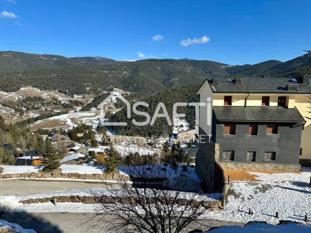 Condominium in Alp, Catalunya 11514957