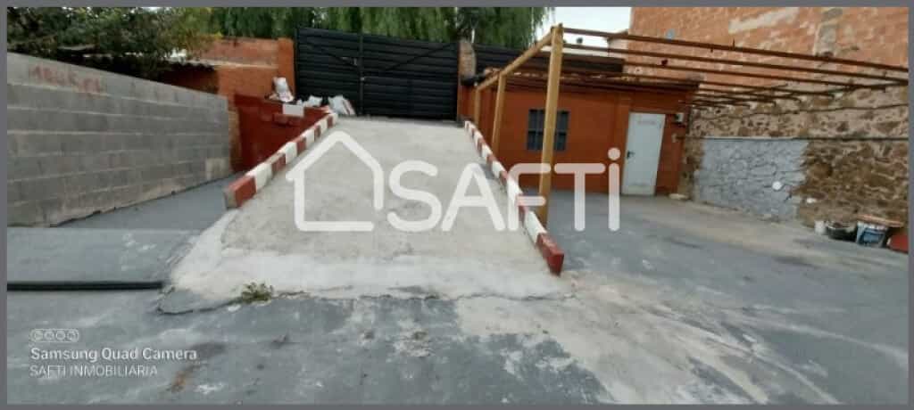 Land in San Vicente dels Horts, Catalonia 11514966