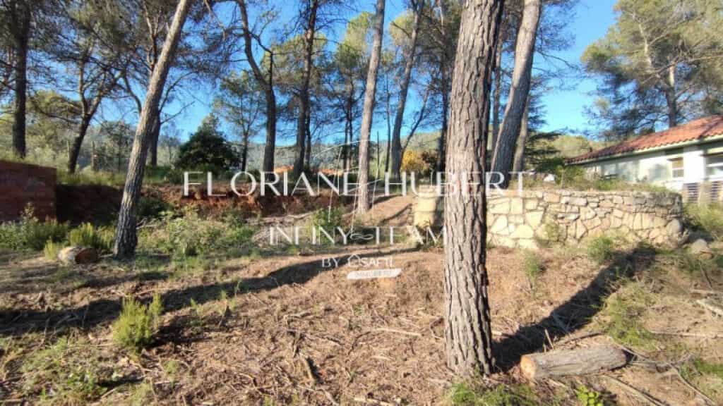 Tanah dalam Molins de Rei, Catalunya 11515049