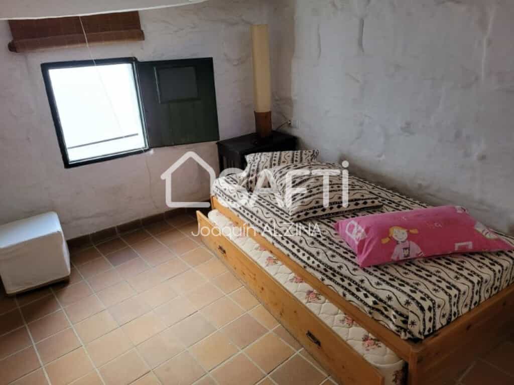 House in Es Mercadal, Illes Balears 11515162