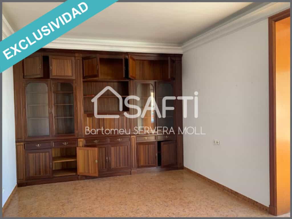 Condominium in Ferrerias, Balearic Islands 11515189
