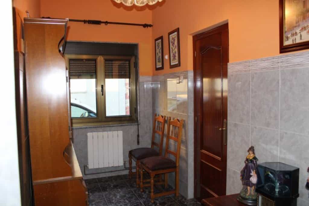मकान में Langreo, Principado de Asturias 11515290