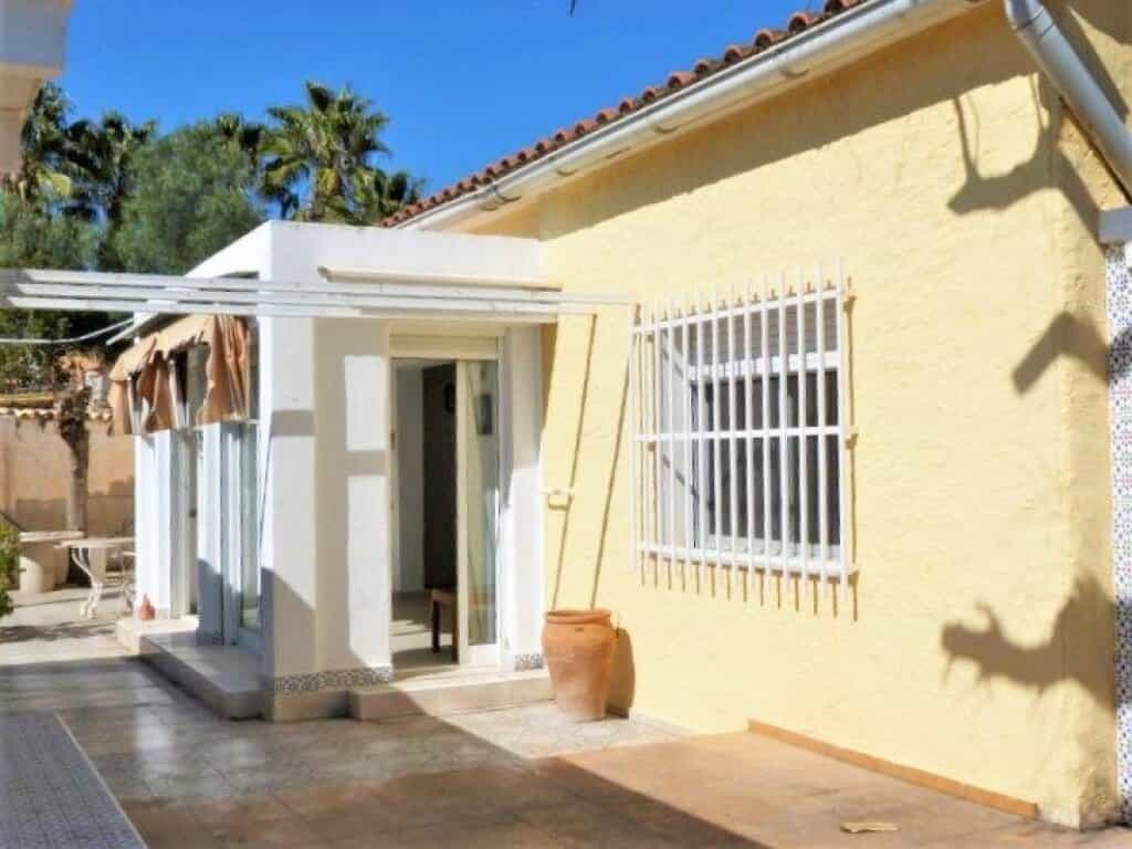 House in Los Baños de Fortuna, Región de Murcia 11515370