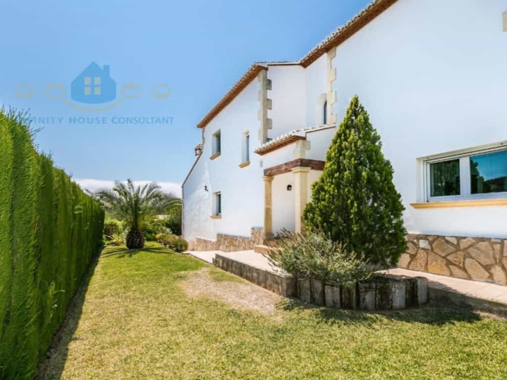 بيت في Adsubia, Comunidad Valenciana 11515553