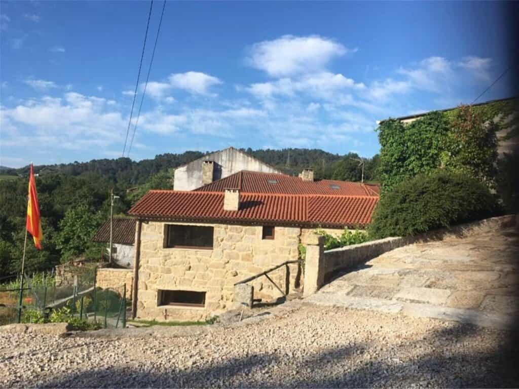 жилой дом в Camporredondo, Galicia 11515571