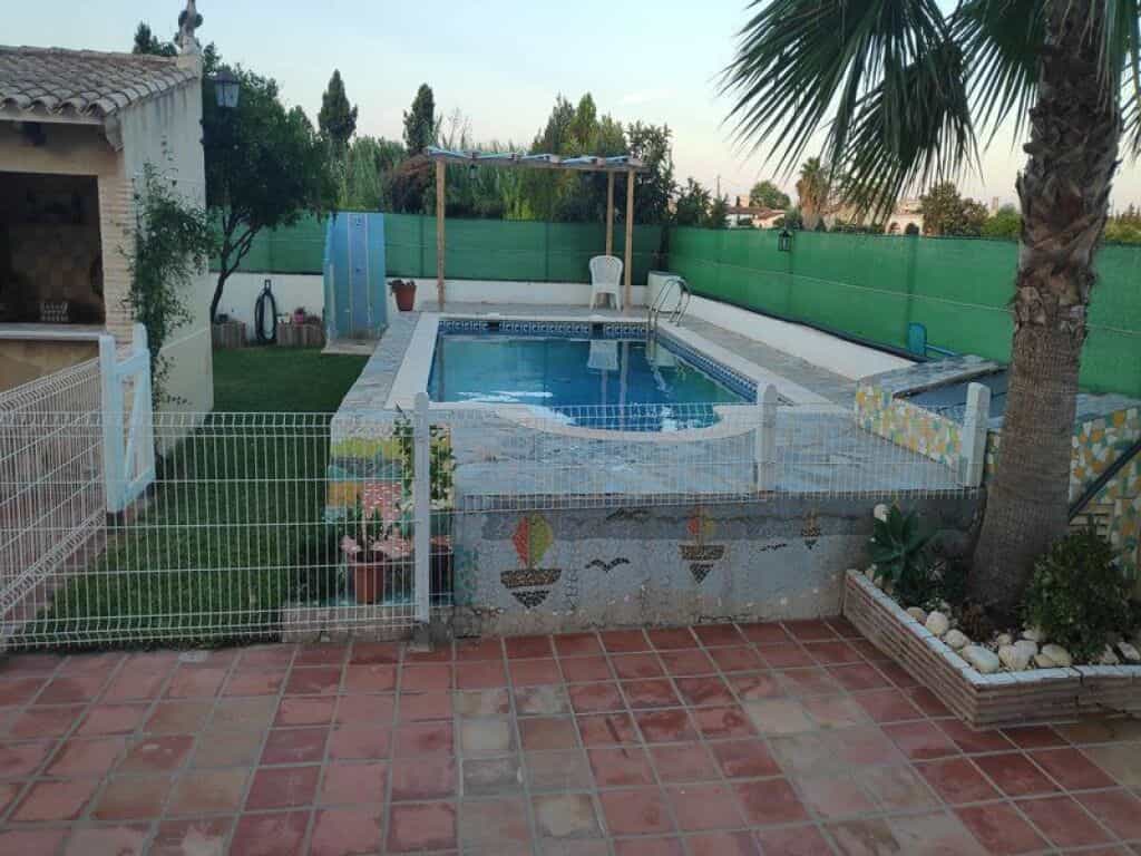 жилой дом в Oliva, Comunidad Valenciana 11515824