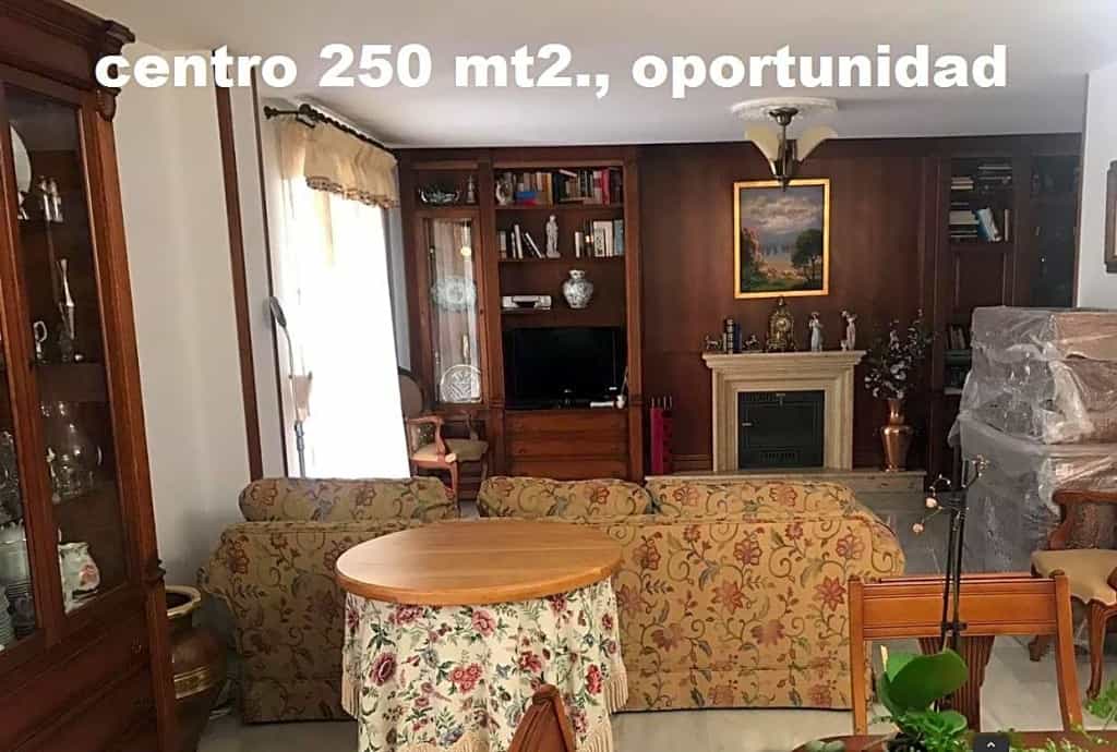 Residential in Huelva, Andalucía 11516053